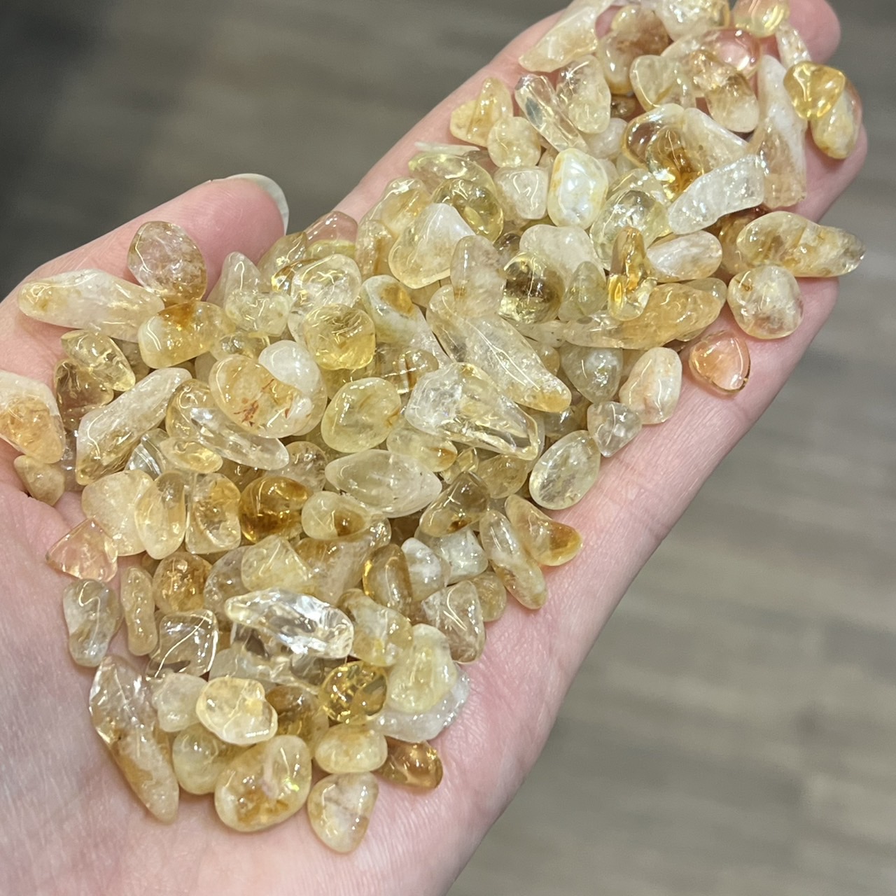 黃水晶碎石料(不定型)1公斤