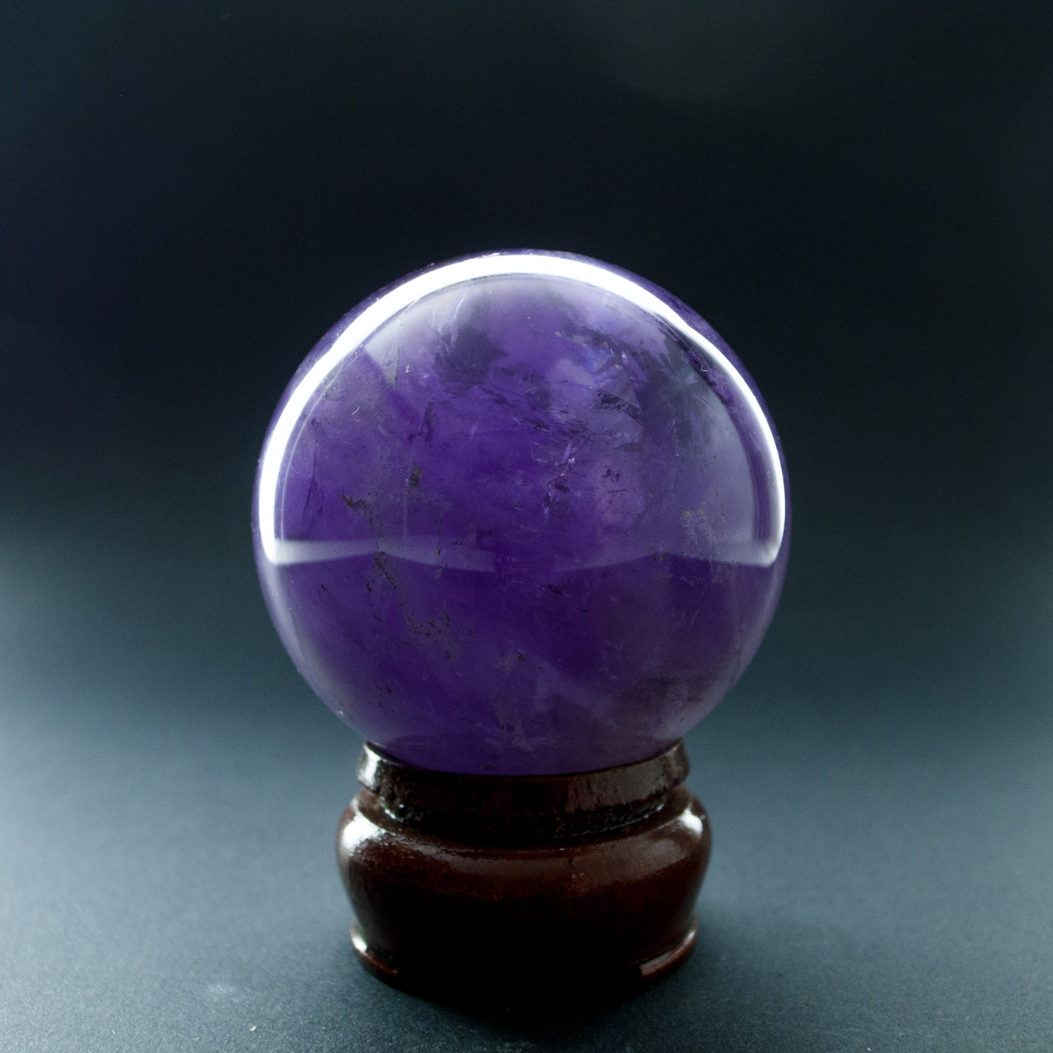 嚴選巴西深色紫水晶球